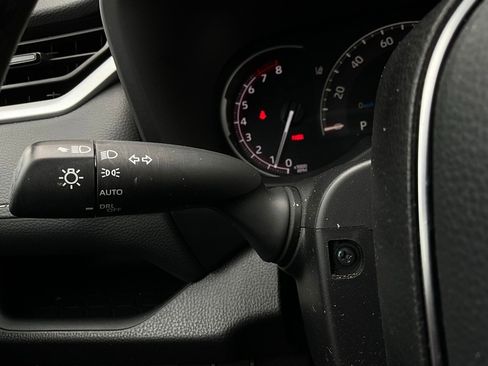 Used 2025 Toyota RAV4 XLE image 36