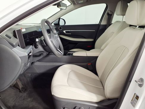 Certified 2026 Hyundai Sonata SEL FWD image 17
