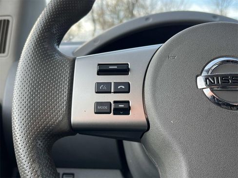 Used 2021 Nissan Frontier SV w/ Midnight Edition Floor Mats image 26