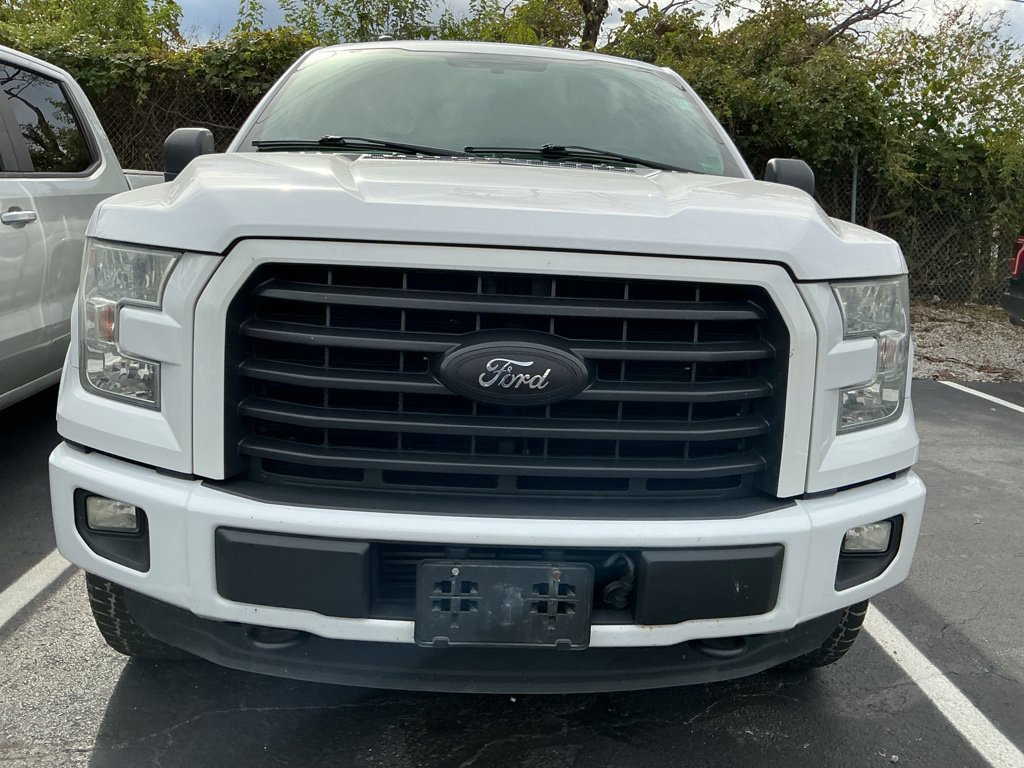 Used 2016 Ford F150 XLT w/ Equipment Group 302A Luxury AWD/4WD image 11