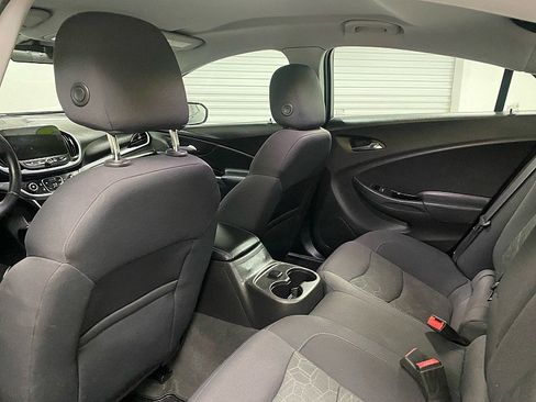 Used 2017 Chevrolet Volt LT image 11