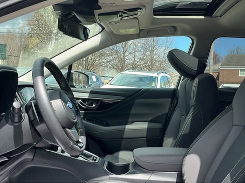 Certified 2025 Subaru Outback Onyx Edition AWD/4WD image 8