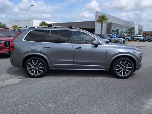 Used 2019 Volvo XC90 T6 Momentum w/ Protection Package AWD/4WD image 3