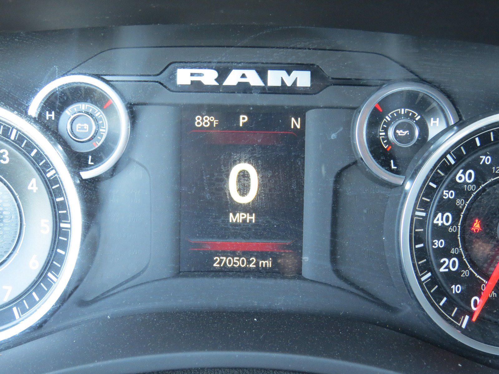 Used 2024 RAM 2500 Tradesman w/ Chrome Appearance Group AWD/4WD image 14
