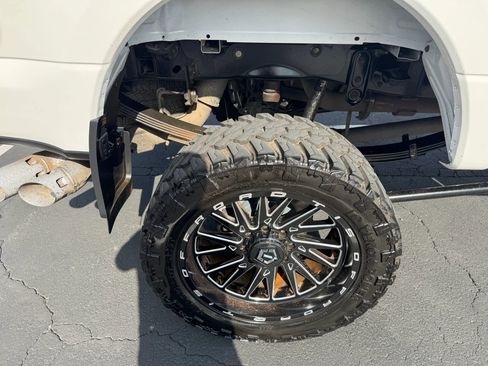 Used 2018 Ford F350 Lariat w/ Camper Package AWD/4WD image 13