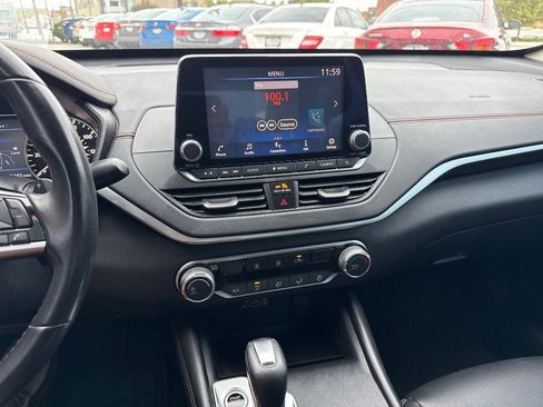 Used 2020 Nissan Altima 2.5 SR image 14