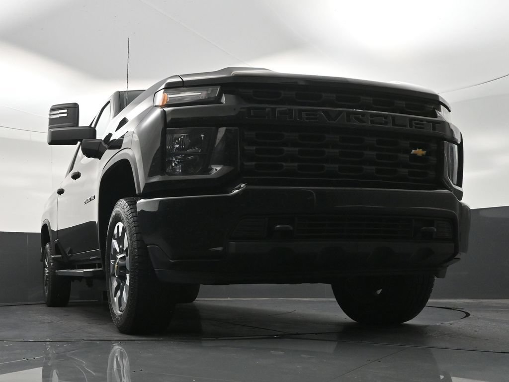 Used 2022 Chevrolet Silverado 2500 Custom w/ Custom Convenience Package AWD/4WD image 33