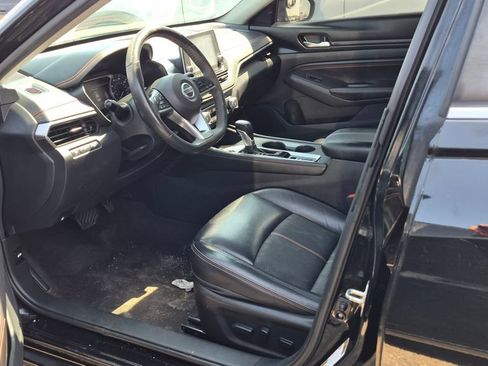 Used 2022 Nissan Altima 2.5 SR w/ Midnight Edition Package AWD/4WD image 10