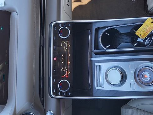 Used 2024 Genesis GV80 2.5T image 15