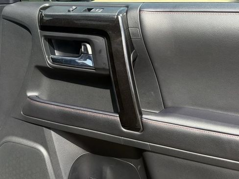 Used 2023 Toyota 4Runner TRD Off-Road Premium w/ Moonroof Package AWD/4WD image 29