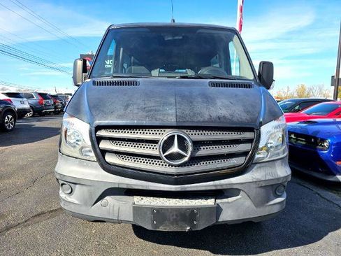 Used 2016 Mercedes-Benz Sprinter 2500 image 3