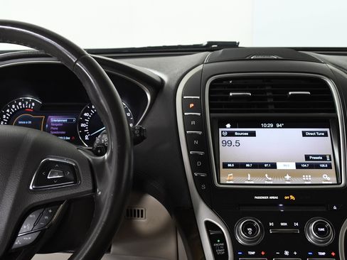 Used 2017 Lincoln MKX Select w/ Select Plus Package image 15