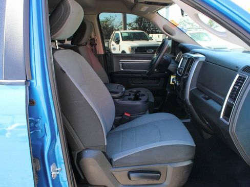 Used 2021 RAM 1500 Classic SLT image 36