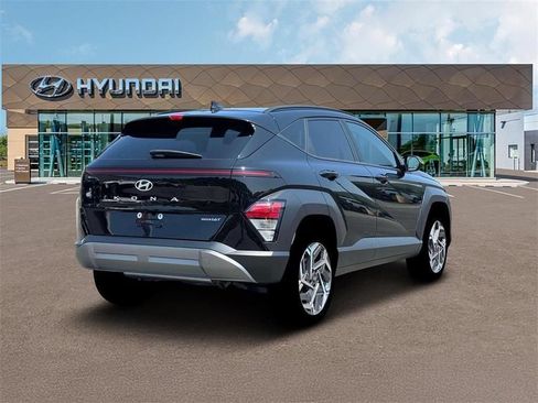 Used 2026 Hyundai Kona SEL Premium AWD/4WD image 7
