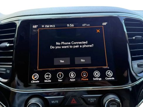 Used 2021 Jeep Grand Cherokee Limited w/ Sun & Sound Group AWD/4WD image 32