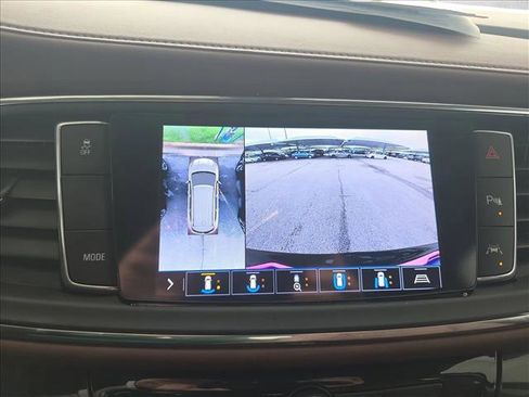 Used 2021 Buick Enclave Avenir w/ Avenir Technology Package FWD image 15
