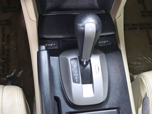 Used 2010 Honda Accord EX-L image 18