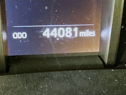 Used 2024 Toyota 4Runner TRD Off-Road Premium image 19