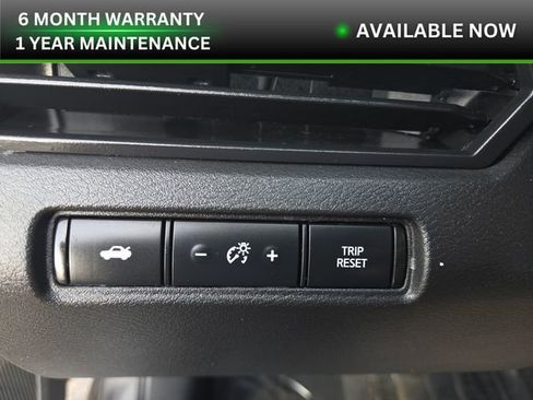 Used 2024 Nissan Altima 2.5 SV image 18