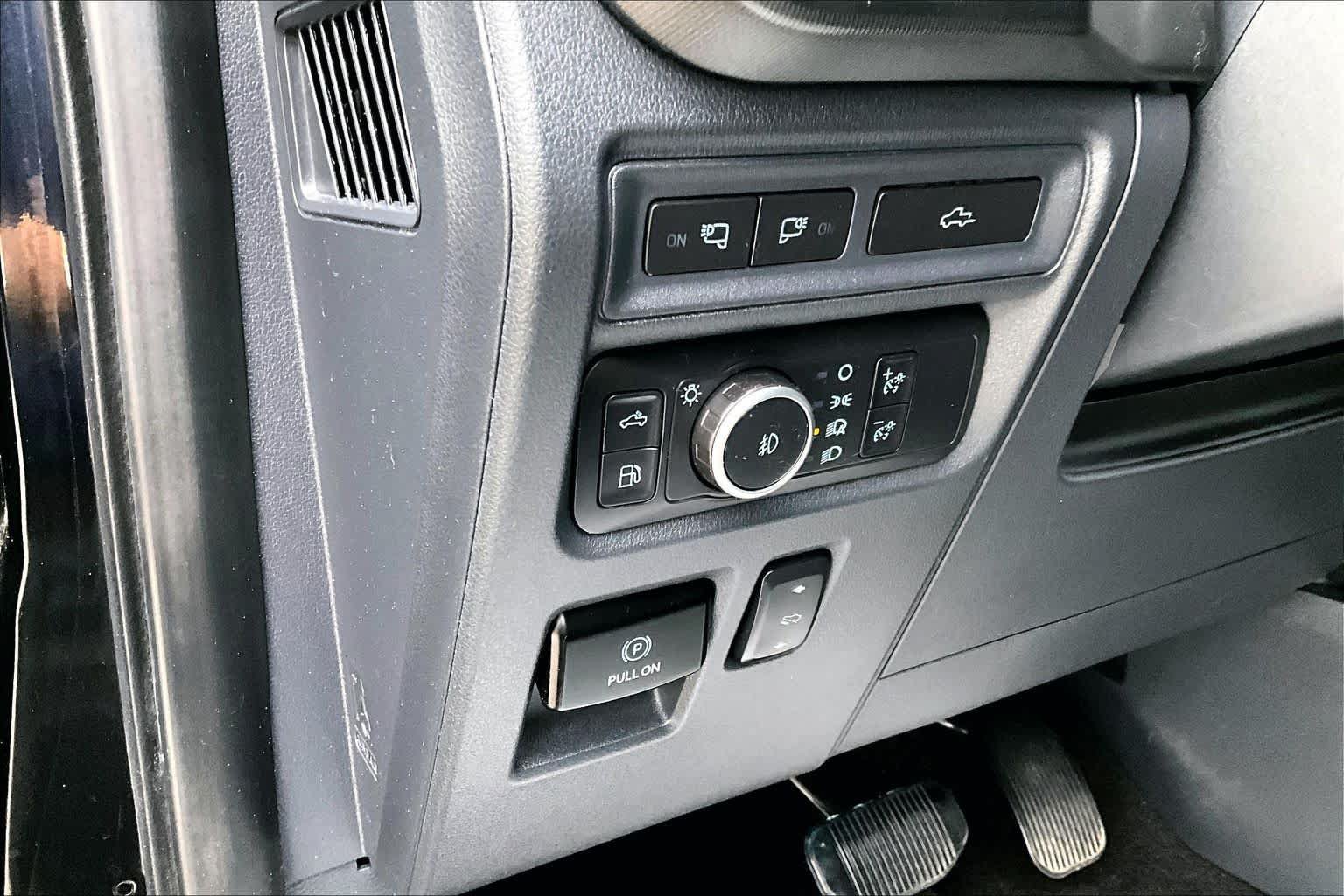 Used 2023 Ford F150 Platinum w/ Equipment Group 701A High AWD/4WD image 34