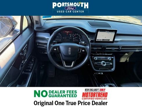 Used 2021 Lincoln Corsair AWD w/ Premium Package image 7