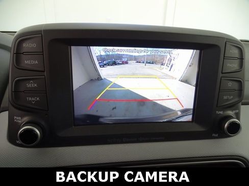 Used 2020 Hyundai Kona Limited image 17