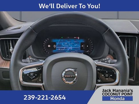 Used 2024 Volvo XC60 B5 Ultimate w/ Protection Package Premier AWD/4WD image 30