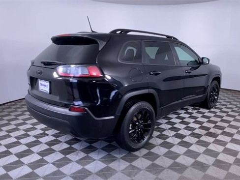 Used 2023 Jeep Cherokee Altitude Lux image 5