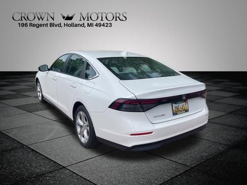 Used 2023 Honda Accord LX image 7