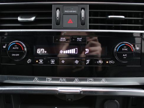 Certified 2024 Nissan Armada SL w/ Midnight Edition Package image 24