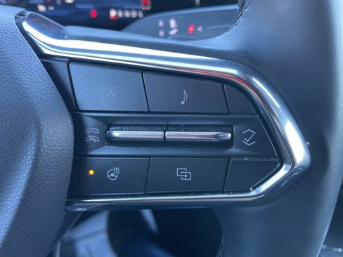 Used 2025 Chevrolet Equinox LT image 6