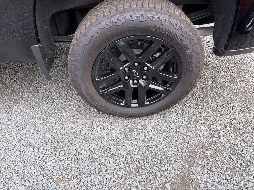 Used 2025 Chevrolet Silverado 1500 LT Trail Boss w/ Convenience Package II AWD/4WD image 12