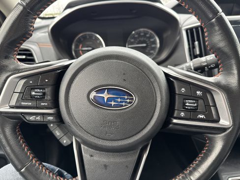 Used 2019 Subaru Crosstrek 2.0i Limited w/ Moonroof Package w/Navigation image 14