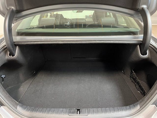 Used 2025 Genesis G70 2.5T RWD image 14