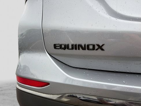 Used 2023 Chevrolet Equinox RS w/ LPO, Floor Liner Package AWD/4WD image 16