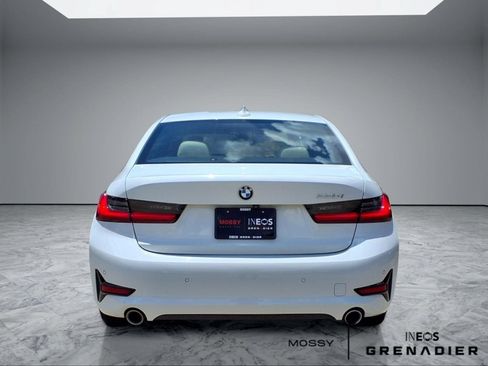 Used 2020 BMW 330i Sedan w/ Convenience Package RWD image 6