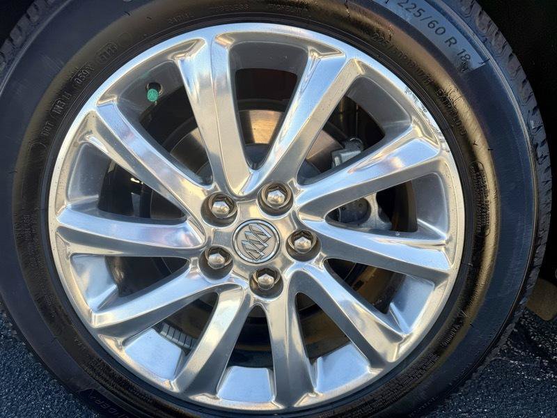 Used 2019 Buick Envision Essence AWD/4WD image 25