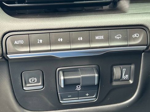 Used 2022 Cadillac Escalade Sport w/ Touring Package image 29