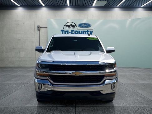 Used 2018 Chevrolet Silverado 1500 LT w/ All Star Edition image 2