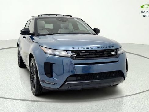Used 2026 Land Rover Range Rover Evoque S AWD/4WD image 2