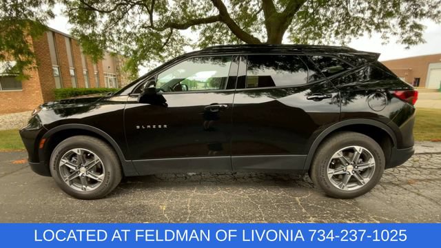 Certified 2024 Chevrolet Blazer LT w/ Convenience Package FWD image 5