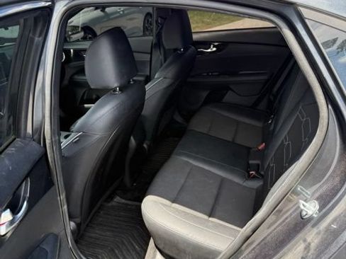 Used 2021 Kia Forte GT-Line FWD image 8