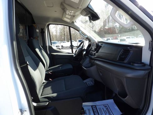 Used 2024 Ford Transit 250 Low Roof w/ Exterior Upgrade Package RWD image 32