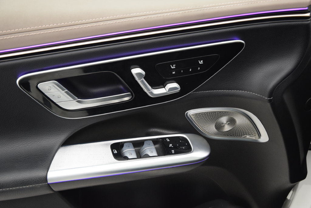 Certified 2023 Mercedes-Benz EQE 350+ 4MATIC SUV image 20