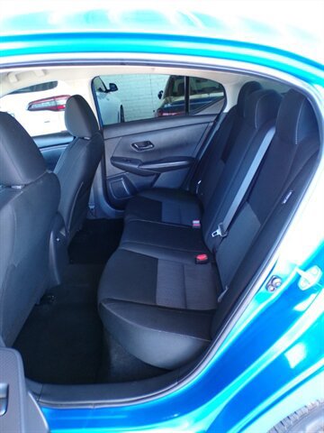 Used 2024 Nissan Sentra SV FWD image 18
