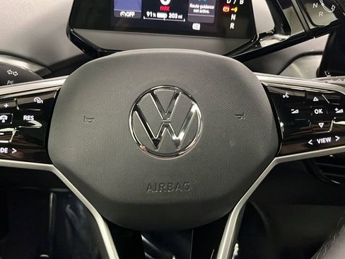 Used 2023 Volkswagen ID.4 Pro S AWD/4WD image 15