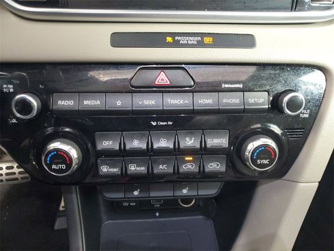 Used 2021 Kia Sportage S w/ S AWD Premium Package image 20