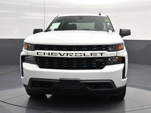 Used 2020 Chevrolet Silverado 1500 Custom w/ Custom Value Package AWD/4WD image 6