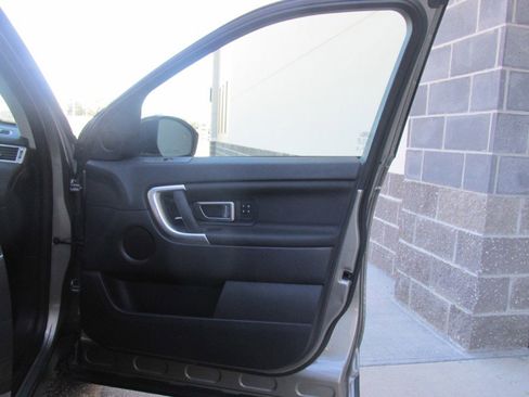 Used 2018 Land Rover Discovery Sport HSE image 67