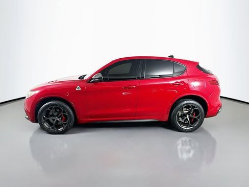 Used 2018 Alfa Romeo Stelvio Quadrifoglio w/ Driver Assist Dynamic Package image 9